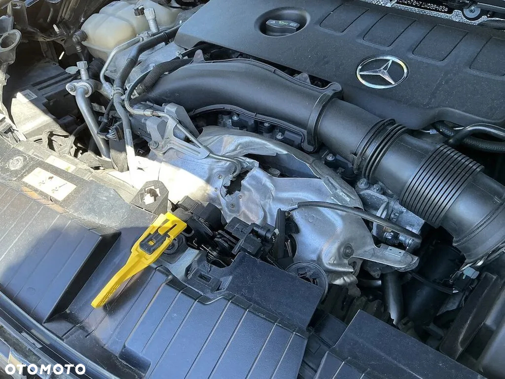 Mercedes-Benz GLB 250 4-Matic 8G-DCT - 10