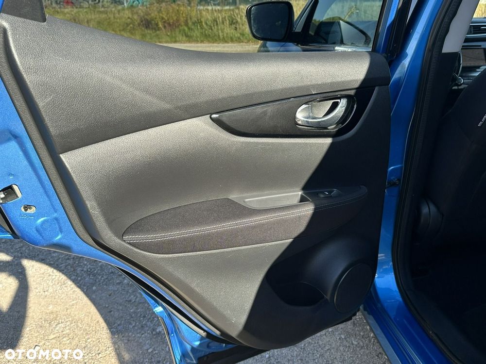 Nissan Qashqai 1.3 DIG-T N-WAY - 27