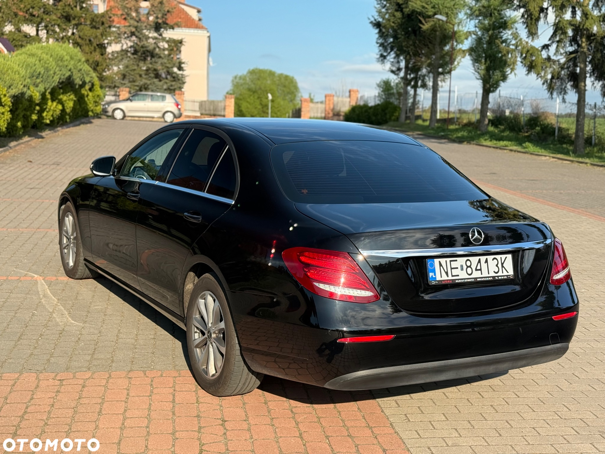 Mercedes-Benz Klasa E 200 d 9G-TRONIC - 15