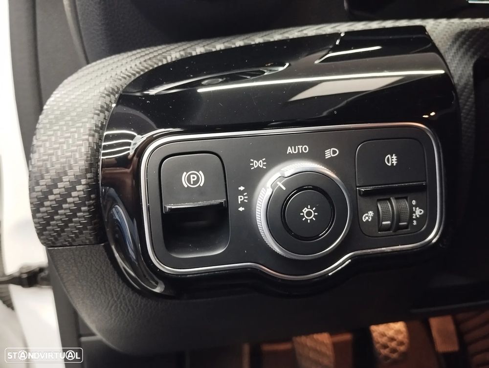 Mercedes-Benz A 180 d Style — fotografia 17