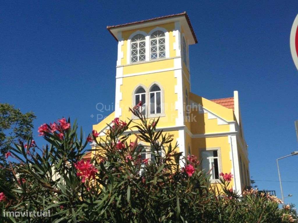 Apartamento T1 com vista mar para arrendamento em São João do Estoril - Grande imagem: 2/14