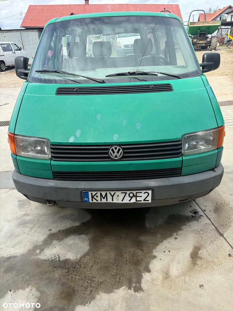 Volkswagen Transporter - 1