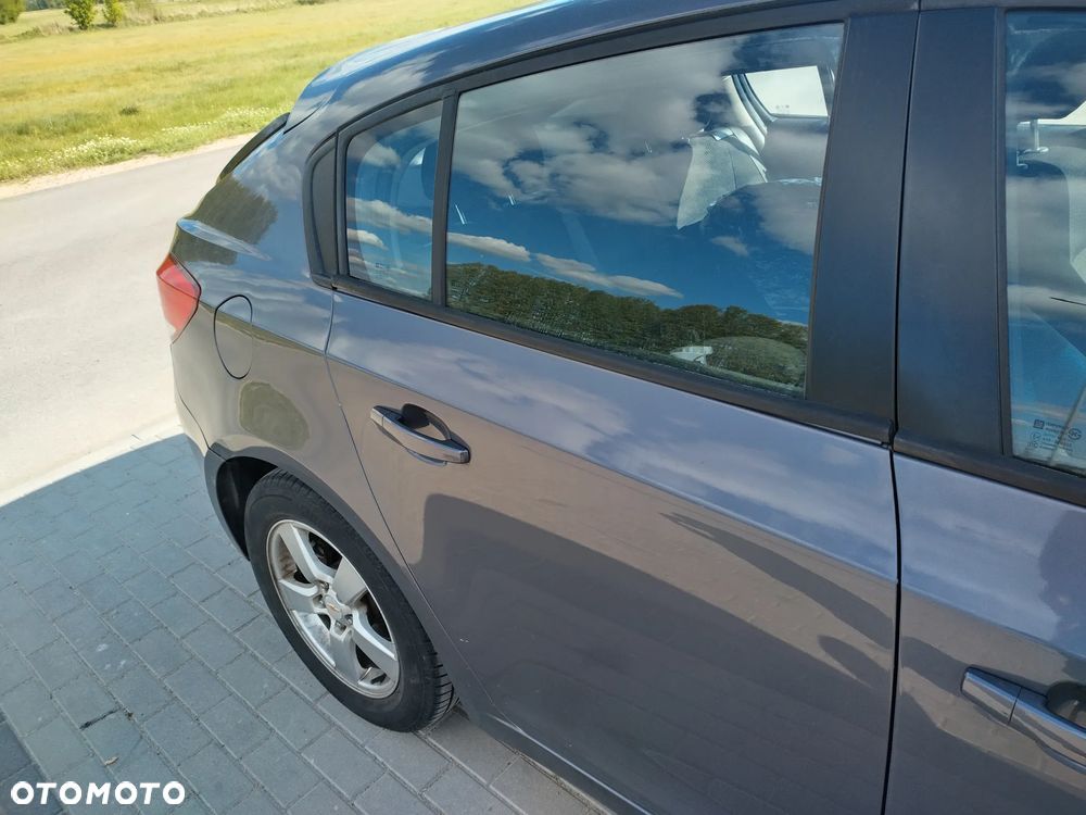 Chevrolet Cruze 1.6 LT - 5