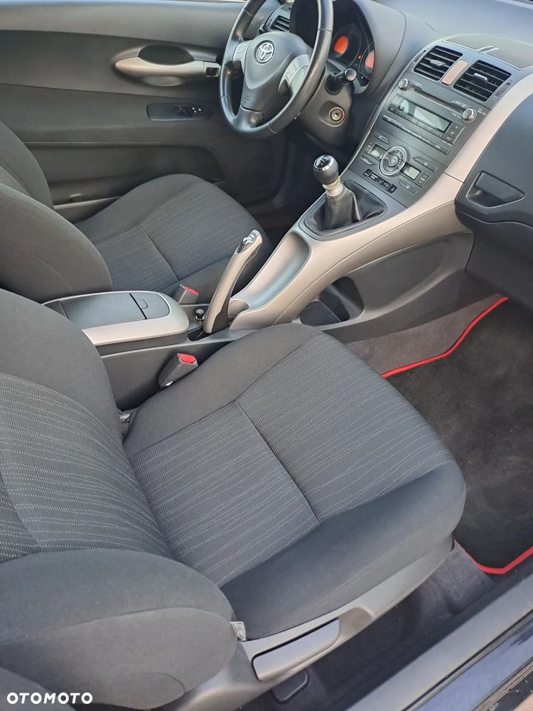 Toyota Auris 2.0 D-4D - 6