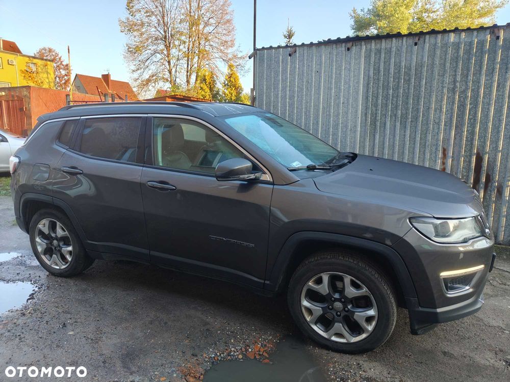 Jeep Compass - 3