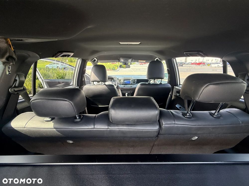Toyota RAV4 Hybrid Prestige 4x2 - 19