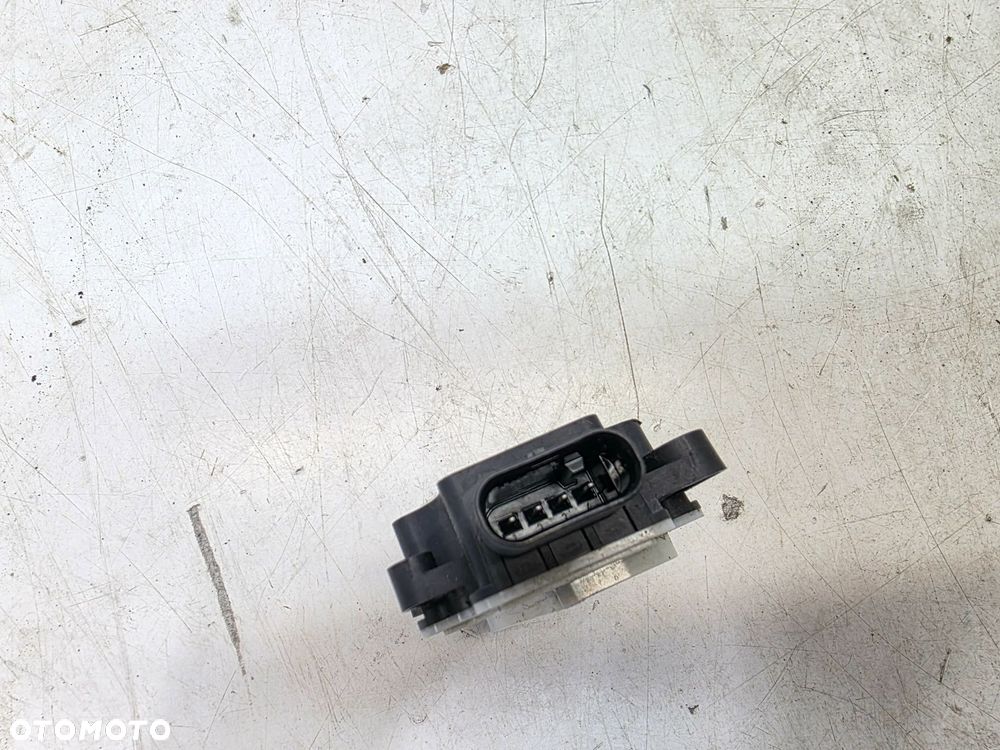 SILNICZEK NASTAWCZY ŻALUZJI CHŁODNICY AUDI Q4 E-TRON 1EA965501A - 6