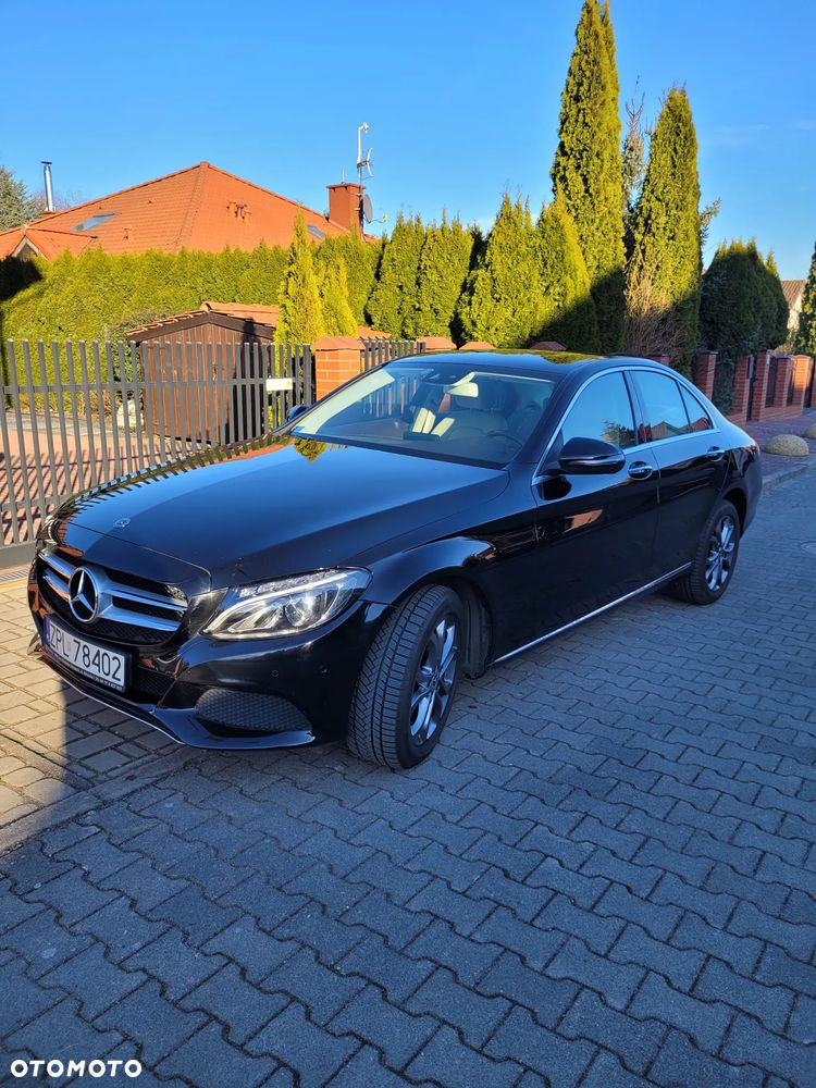Mercedes-Benz Klasa C 200 4-Matic 9G-TRONIC - 2