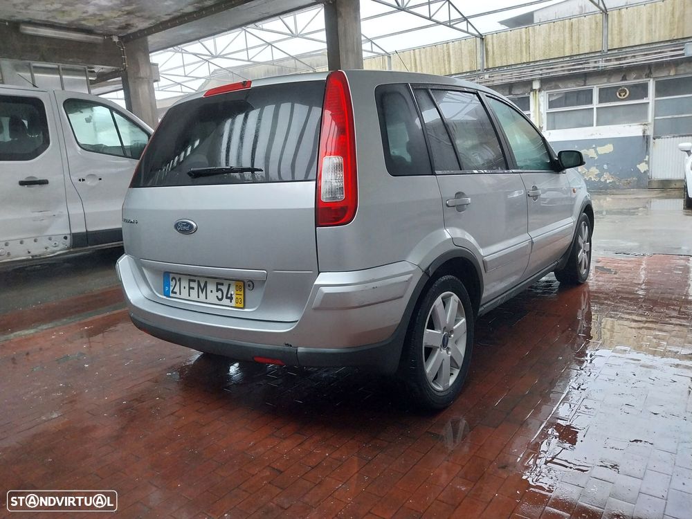 Ford Fusion 1.25 Zetec - 11