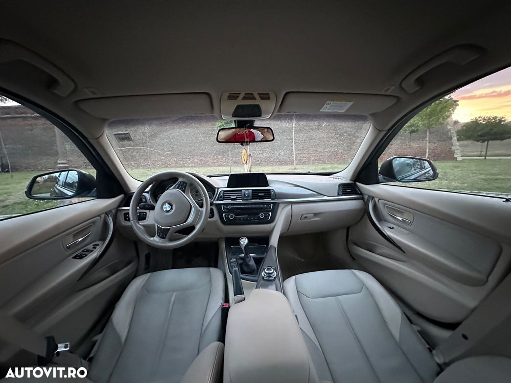 BMW Seria 3 320d - 8