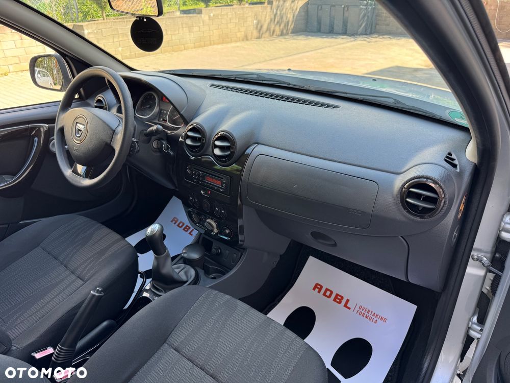 Dacia Duster 1.6 16V 105 4x2 Prestige - 12