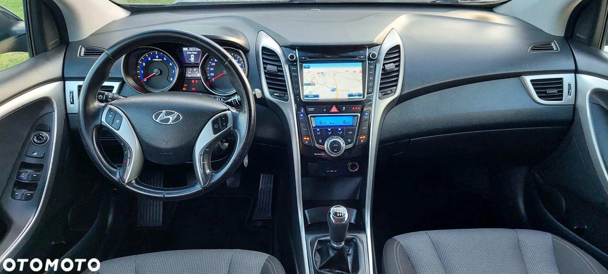 Hyundai i30 1.4 Premium - 17