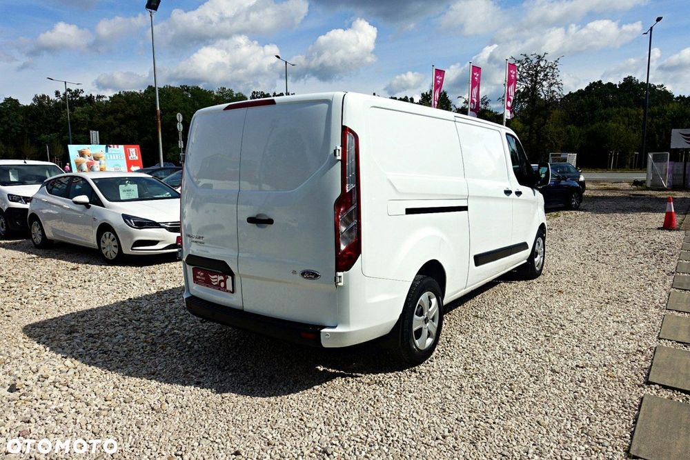 Ford Transit Custom - 10