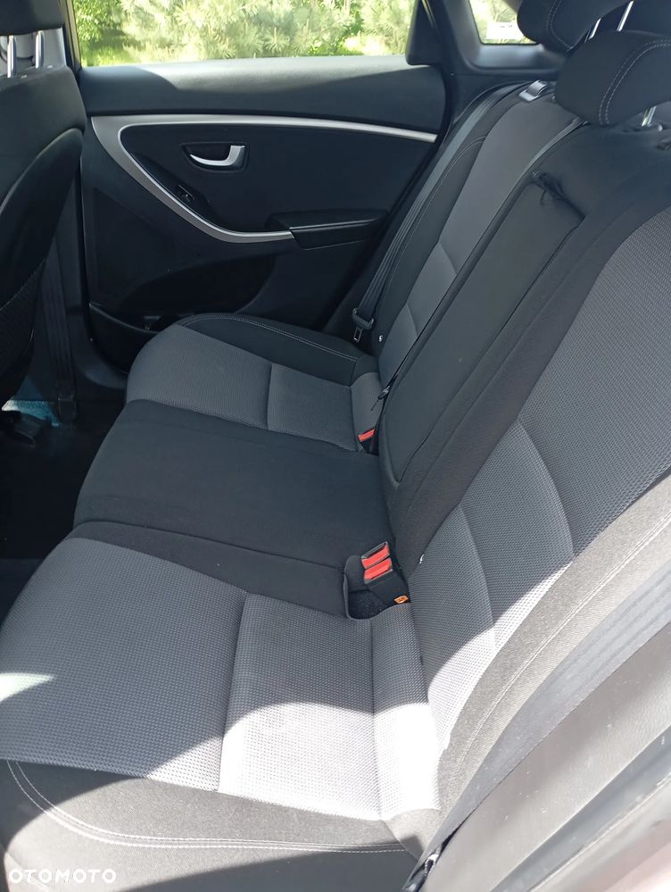Hyundai i30 1.6 CRDi Classic - 12