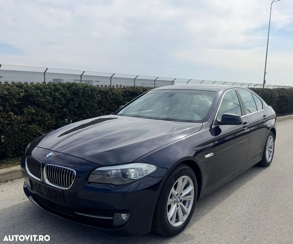 BMW Seria 5 520d Efficient Dynamics Edition - 1