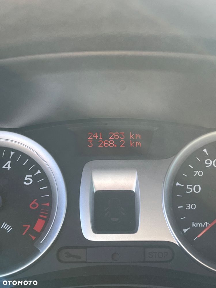 Renault Clio 1.2 16V TCE Alize - 10