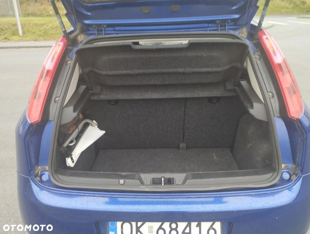 Fiat Grande Punto 1.4 8V 360 - 12