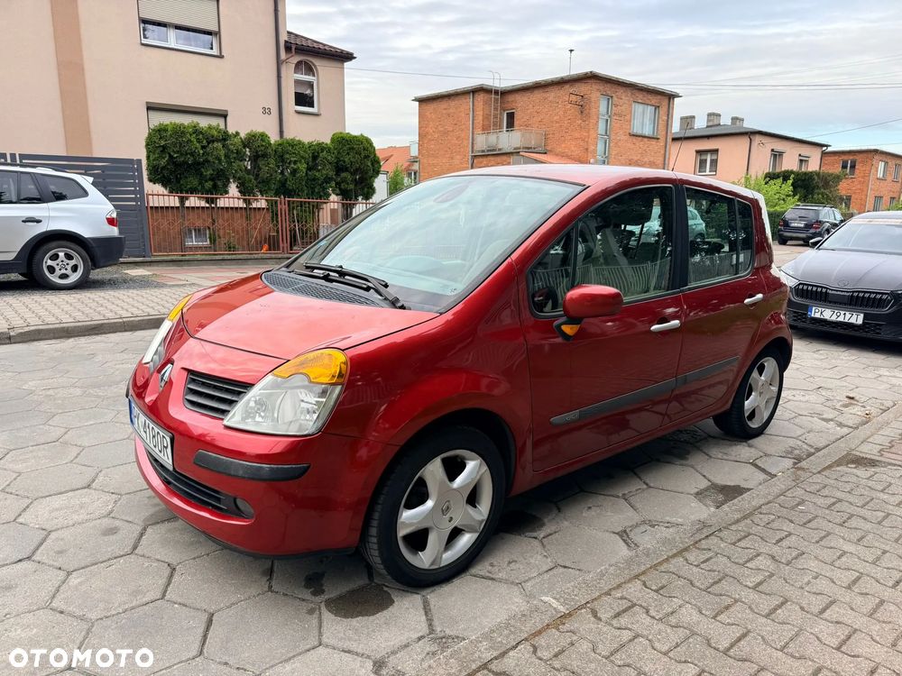 Renault Modus - 1