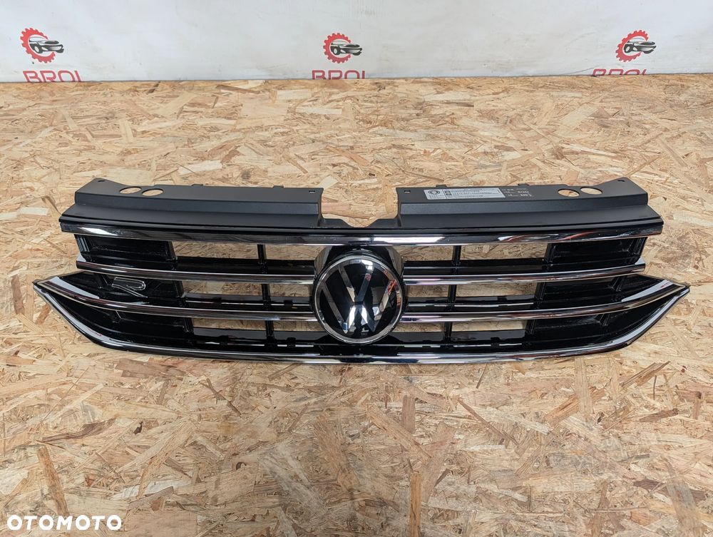 ATRAPA GRILL VW TIGUAN II R-LINE 20-