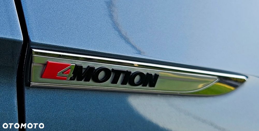 Volkswagen Passat 2.0 TDI SCR (BlueMotion Technology) 4Motion Highline - 23