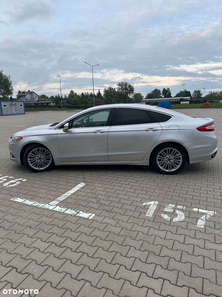 Ford Fusion 2.0 EcoBoost Titanium - 2