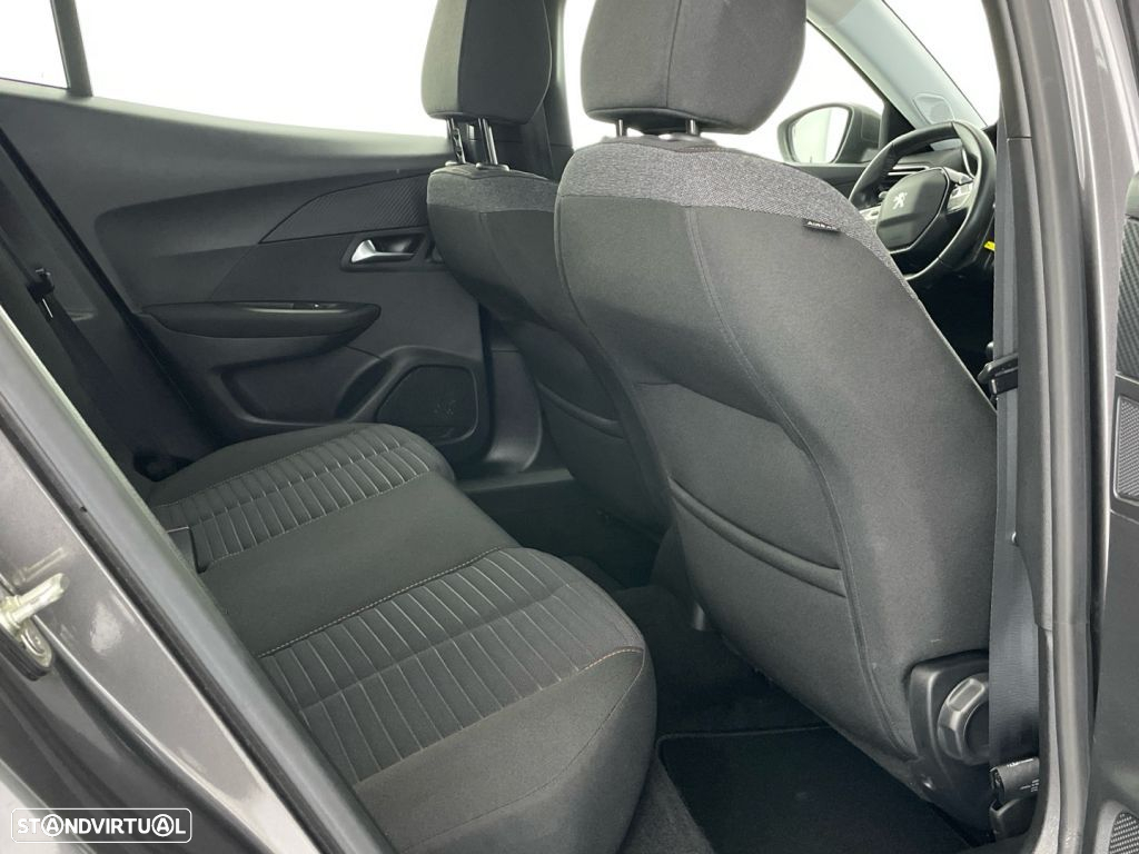 Peugeot 2008 1.2 PureTech Active - 27