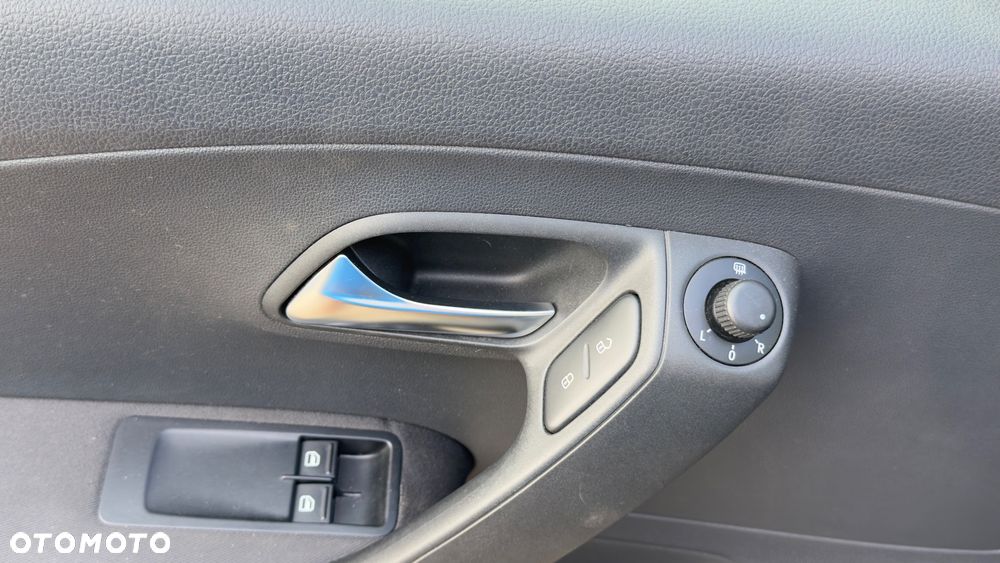 Volkswagen Polo 1.6 TDI DPF Trendline - 6
