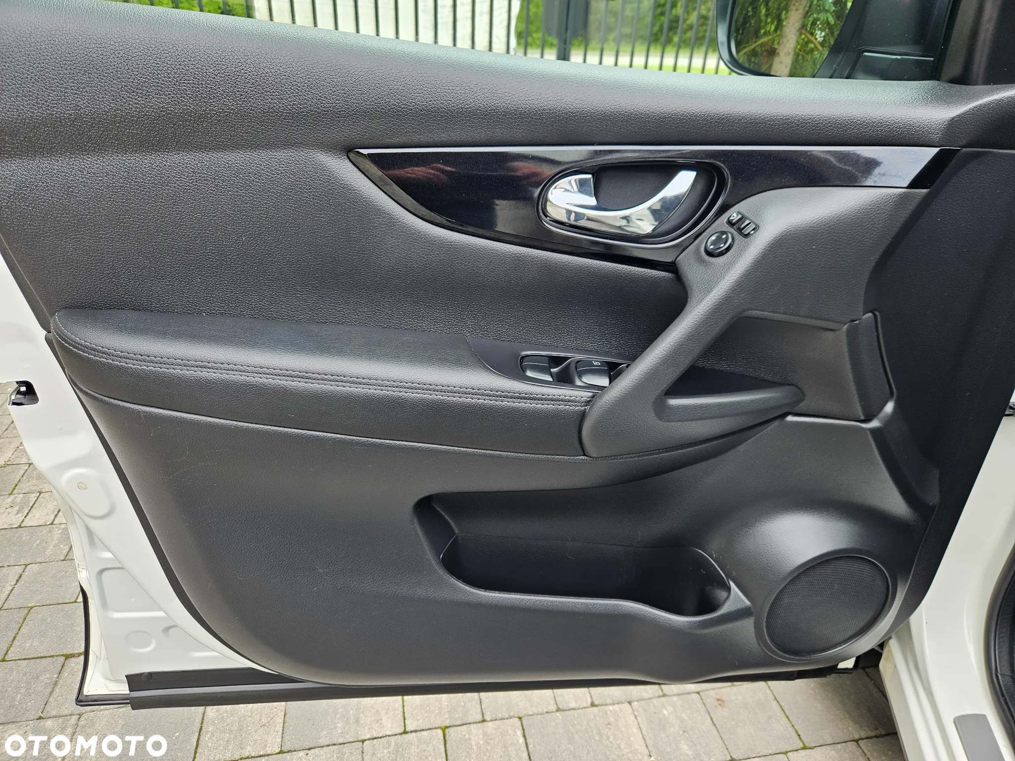 Nissan Qashqai 1.6 DIG-T Tekna - 24