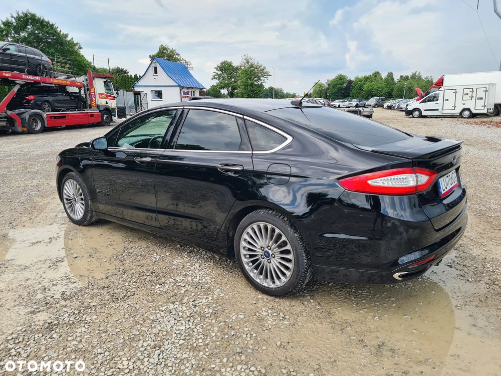 Ford Fusion - 5