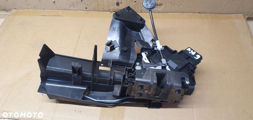 Zamek drzwi lewy przód przedni lewy Ford Focus MK2 Lift 3M5A-R21813-ET - 2