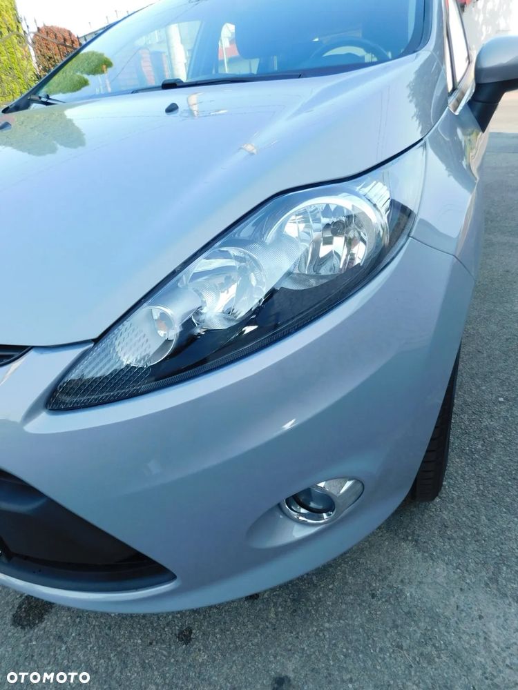 Ford Fiesta 1.25 Champions Edition - 9