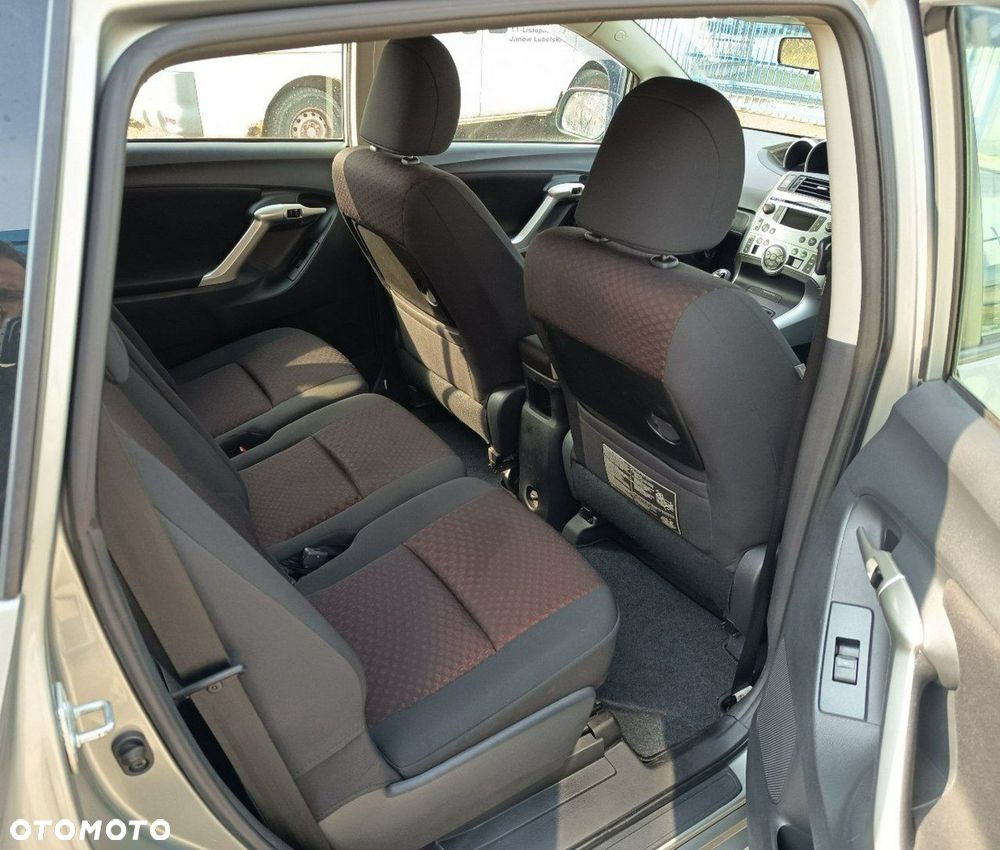 Toyota Verso - 6