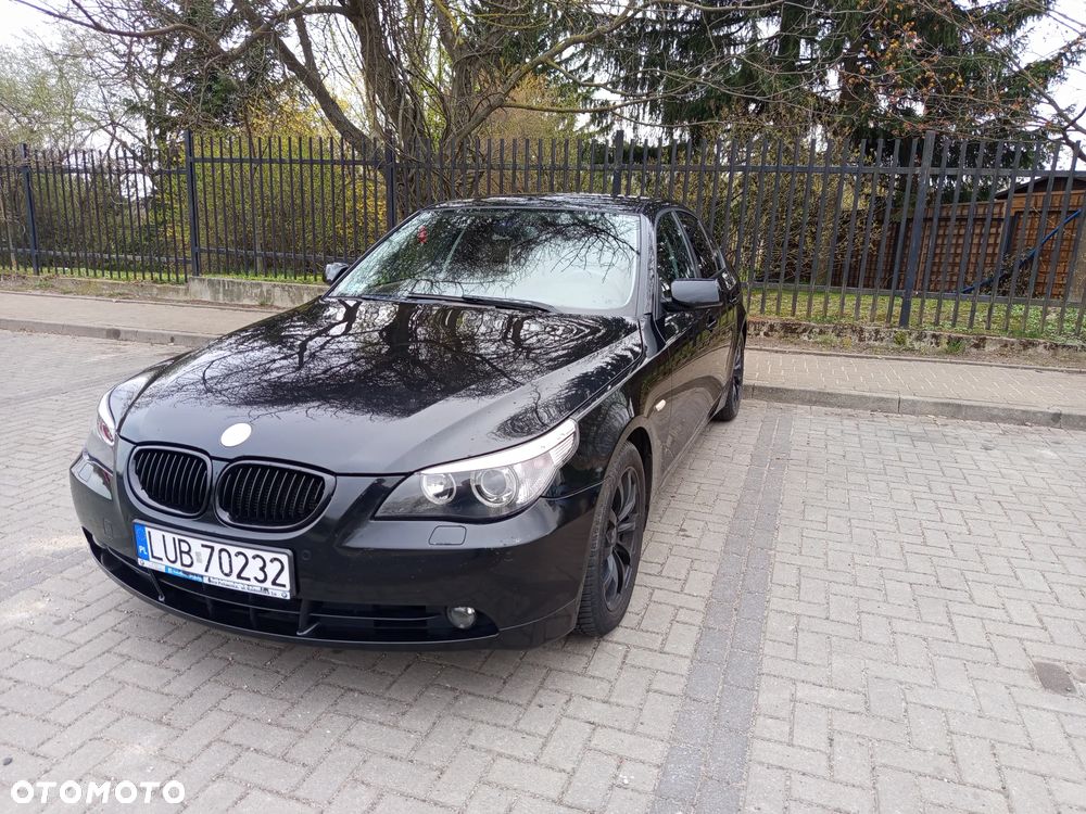 BMW Seria 5 525i - 1