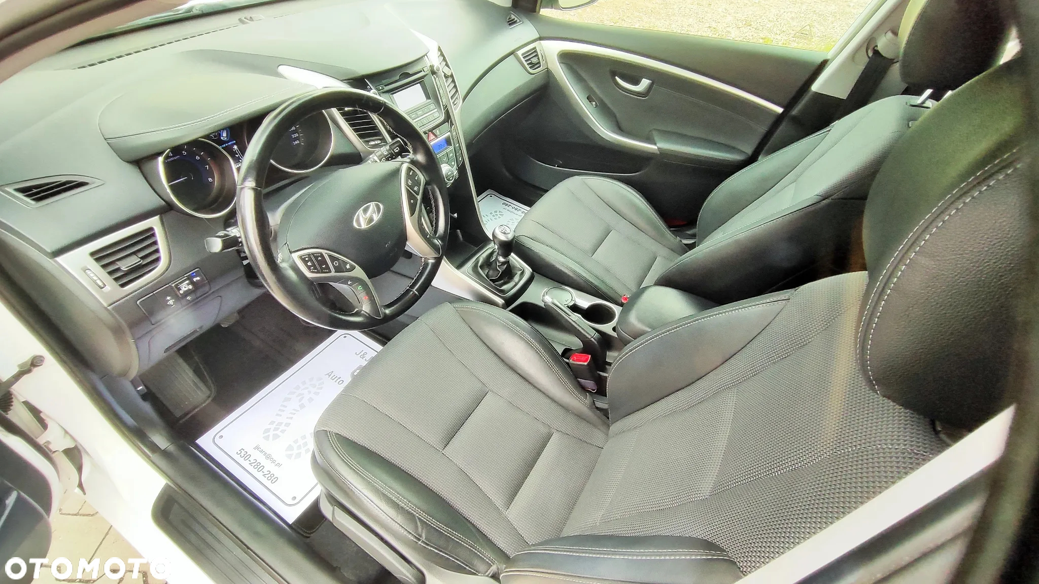 Hyundai i30 1.6 GDI Premium - 4