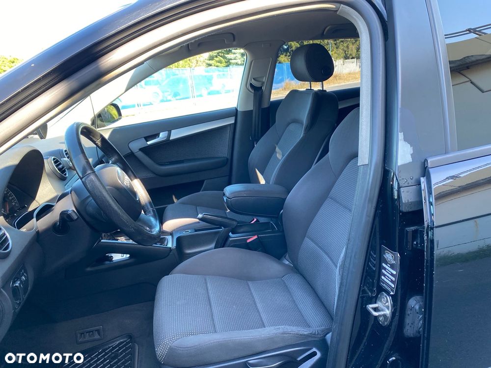 Audi A3 Sportback - 16