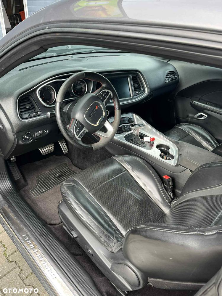 Dodge Challenger Automatik SXT Plus - 12