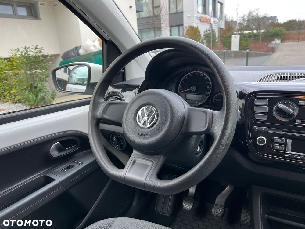 Volkswagen up! - 14