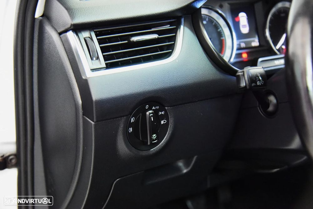 Skoda Octavia 1.6 TDi Style - 11