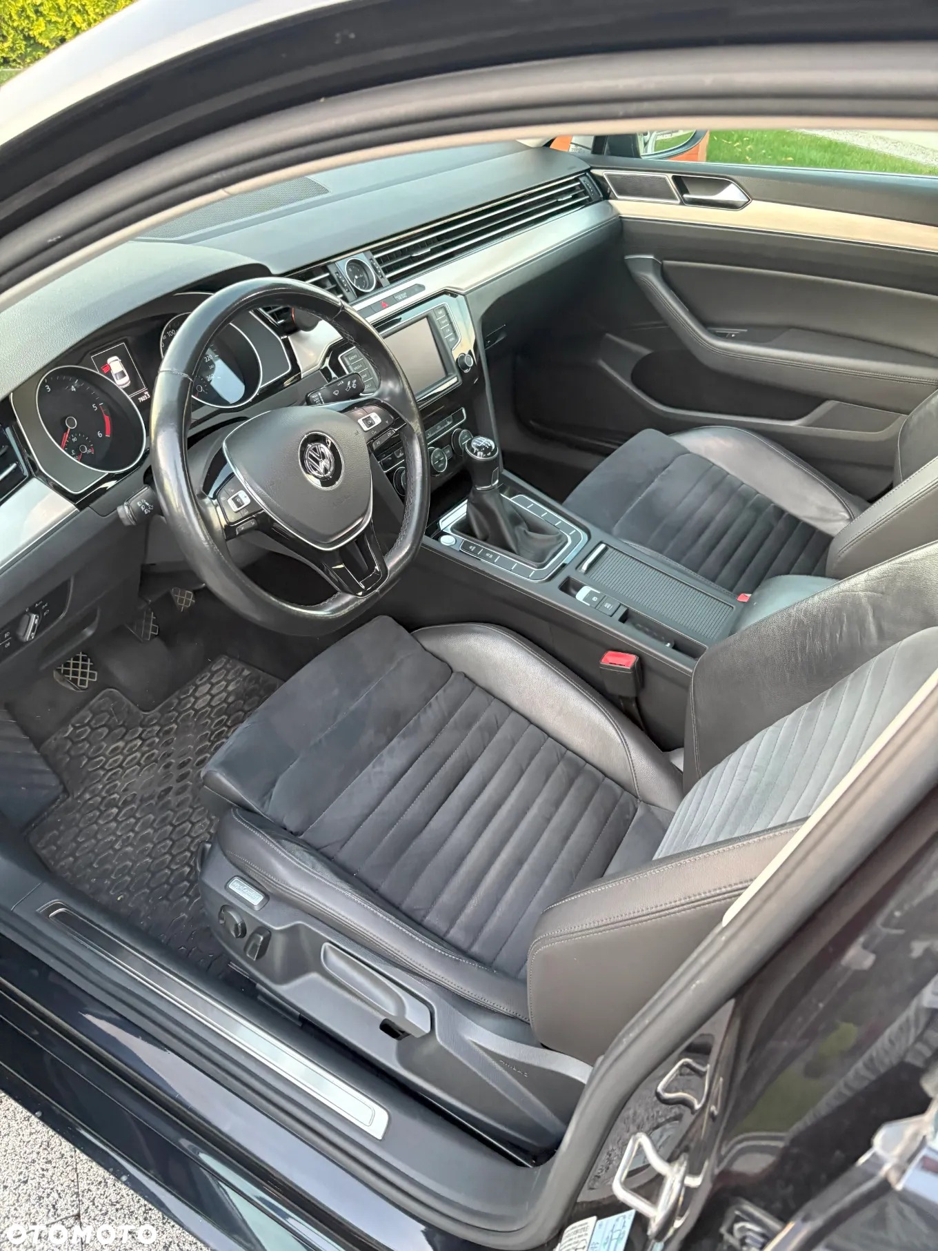 Volkswagen Passat 2.0 TDI BMT Highline - 4