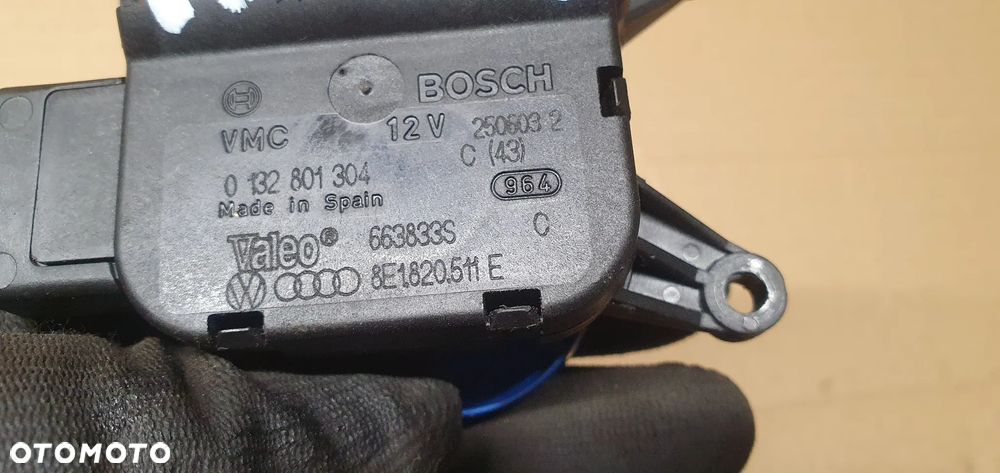 Silniczek klap nagrzewnicy Audi A4 B6 8E1820511E 0132801304 - 4