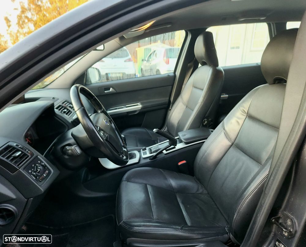 Volvo V50 DPF D2 RDesign Pro Edition - 12