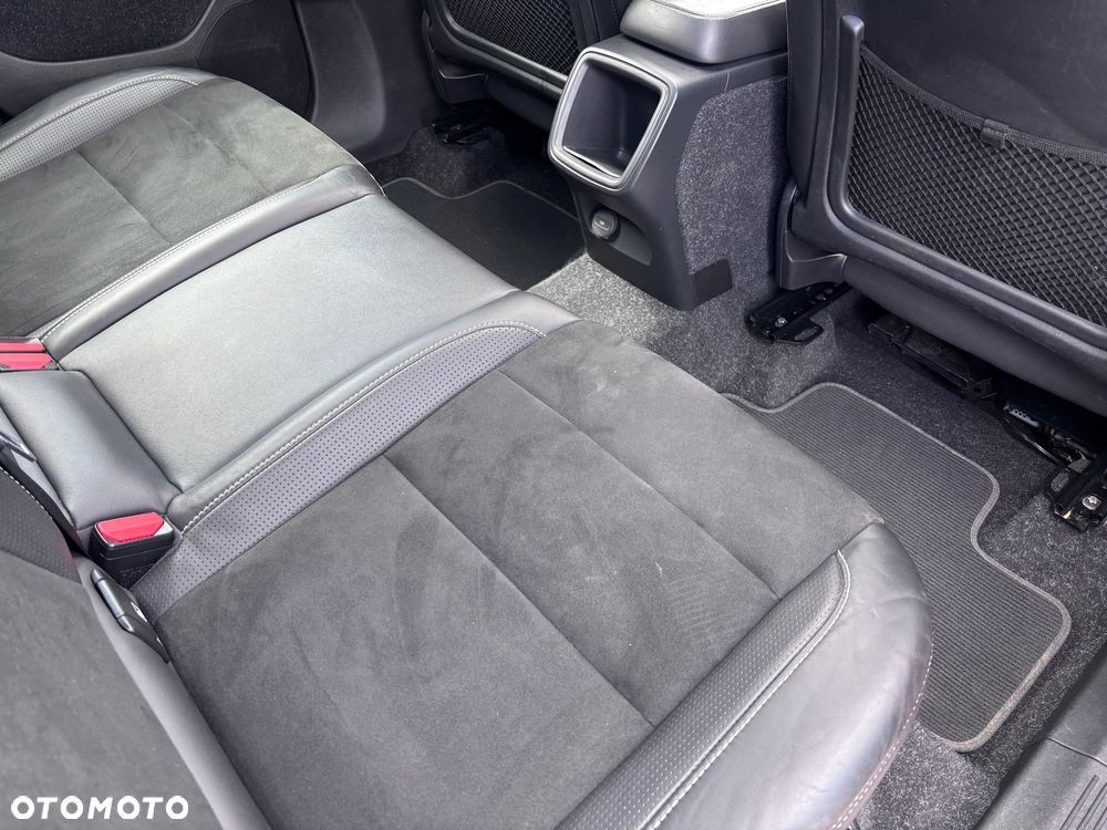 Volvo XC 40 D3 SCR R-Design - 28