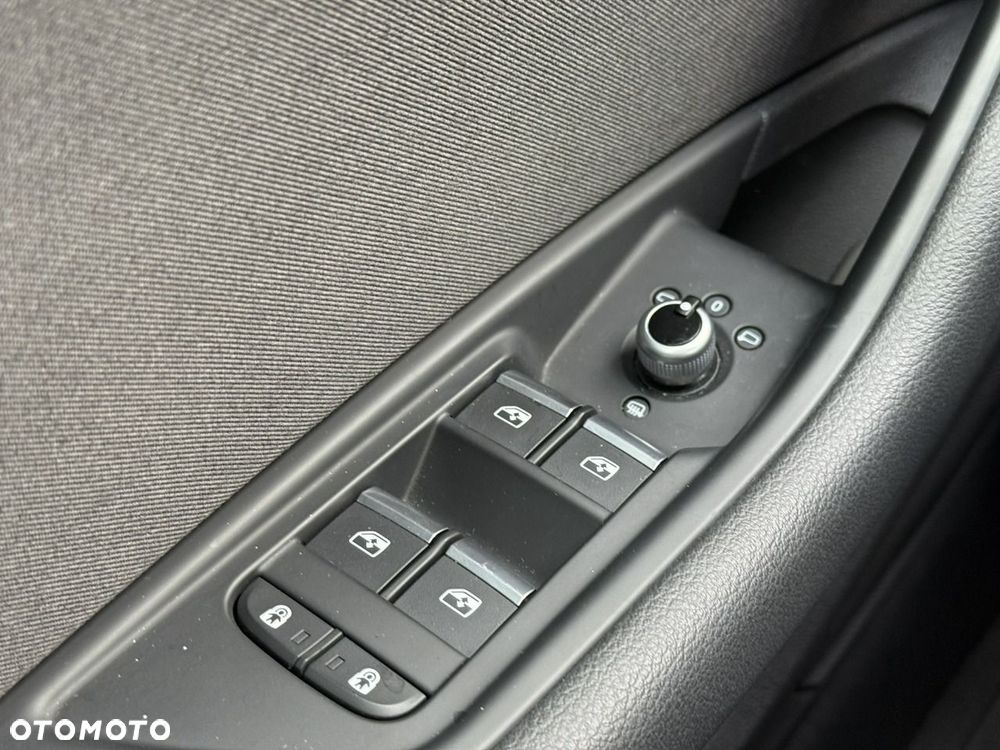 Audi A4 Avant 35 TFSI S tronic S line - 20