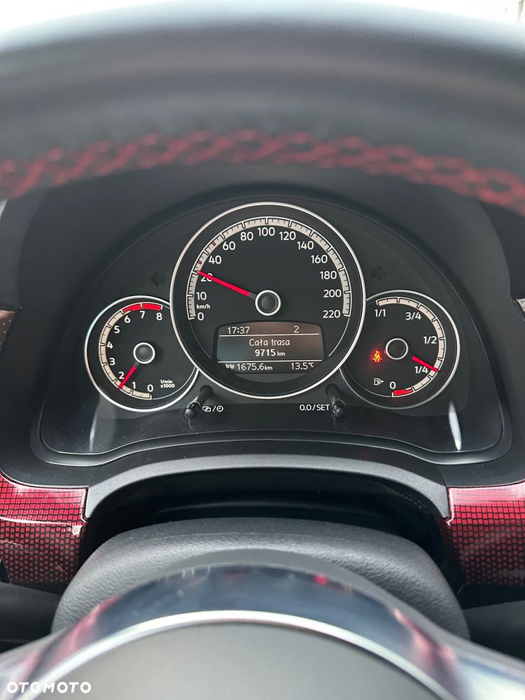 Volkswagen up! 1.0 TSI GTI - 27