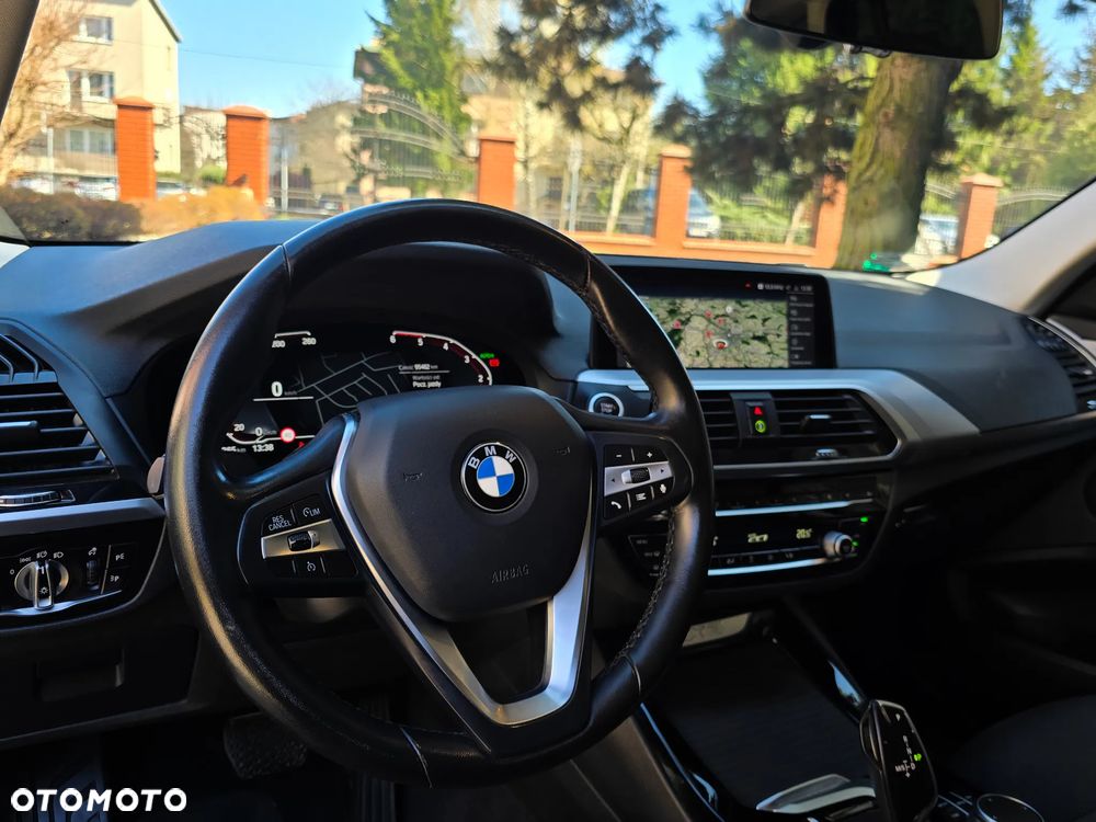 BMW X3 xDrive20d MHEV Advantage - 17