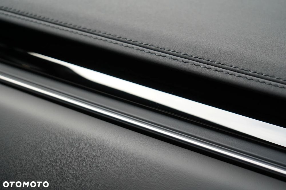 Land Rover Range Rover Sport D300 Dynamic SE - 17