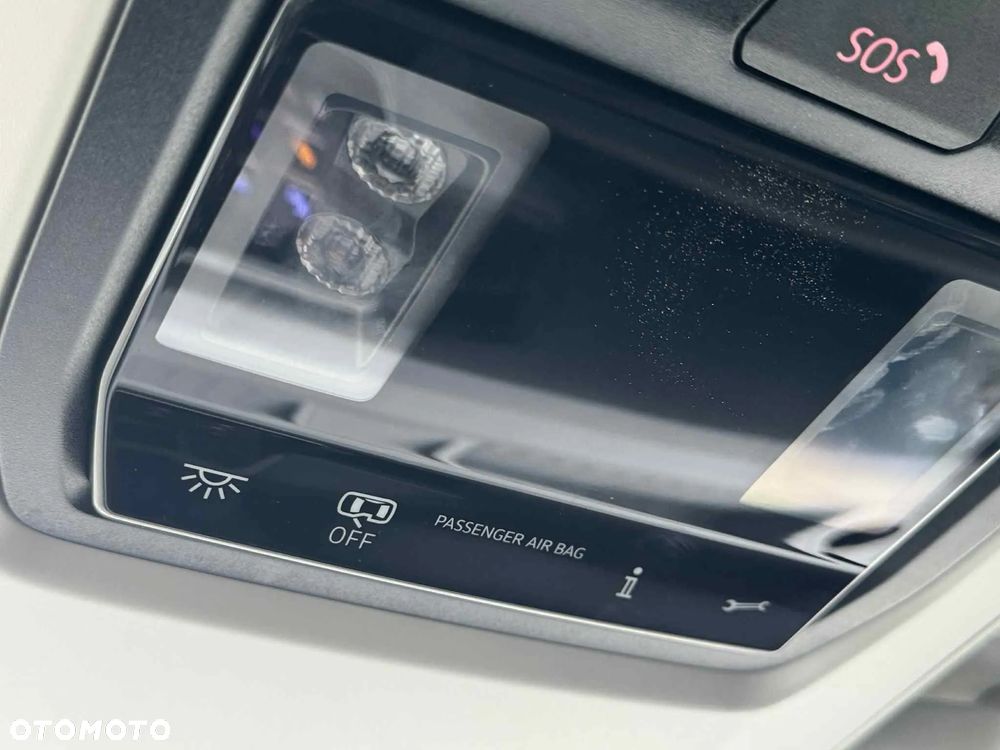 MAN TGE 3.180 FURGON 4x2F SB - 18