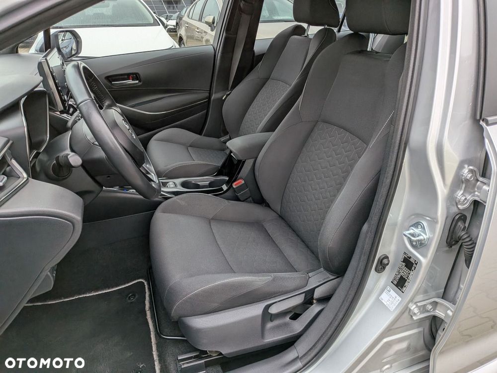 Toyota Corolla 1.8 Hybrid Comfort - 27