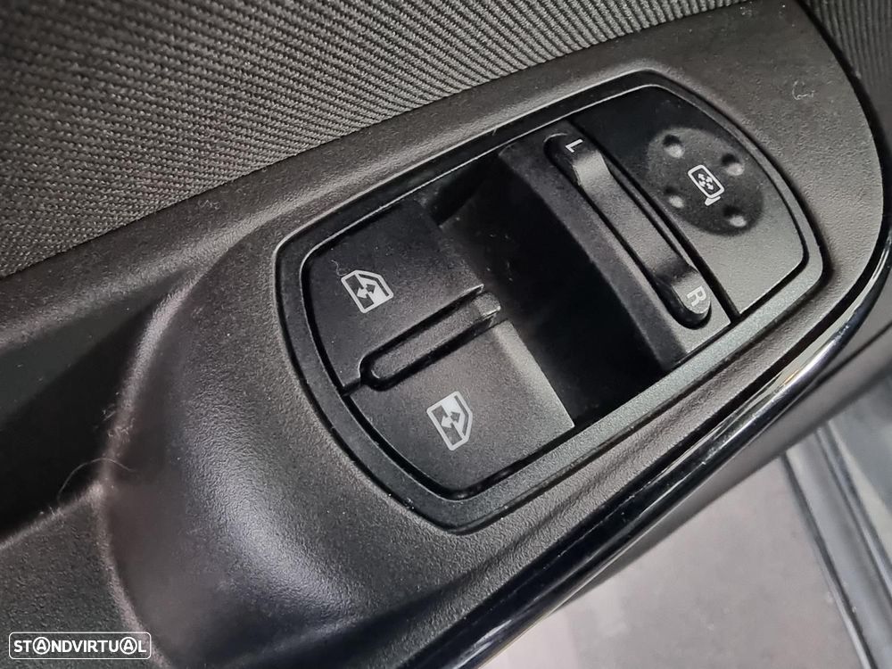 Opel Corsa 1.0 T Innovation - 16