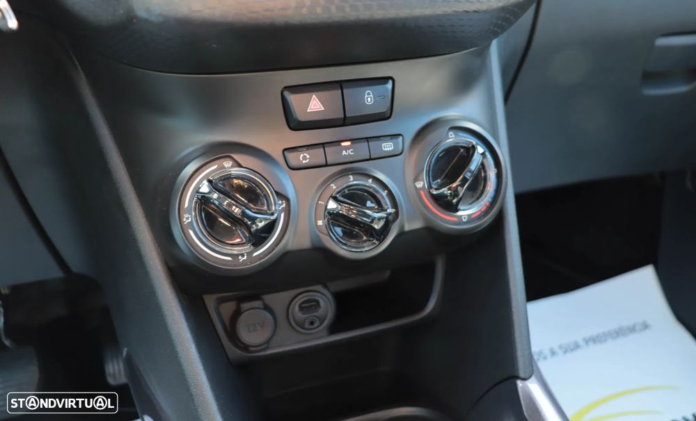 Peugeot 2008 1.2 PureTech Style - 21